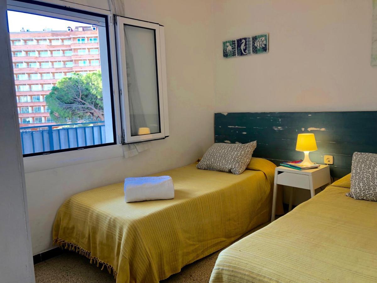 Apartamentos Aquarium. 150 Metros Playa. โรเซส ภายนอก รูปภาพ
