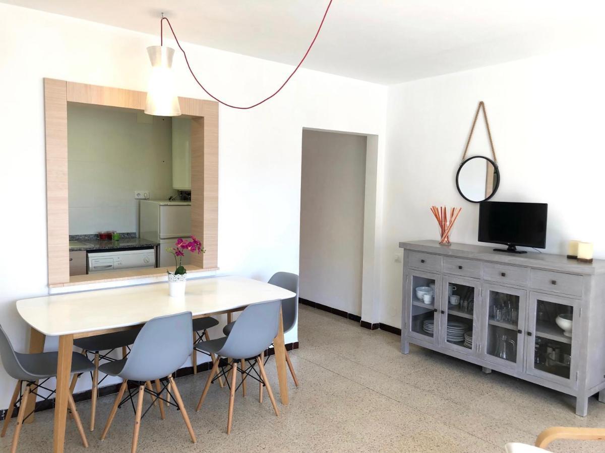 Apartamentos Aquarium. 150 Metros Playa. โรเซส ภายนอก รูปภาพ